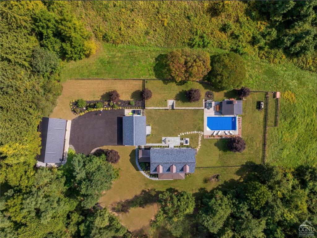 628 State Route 9j Property Photo 4