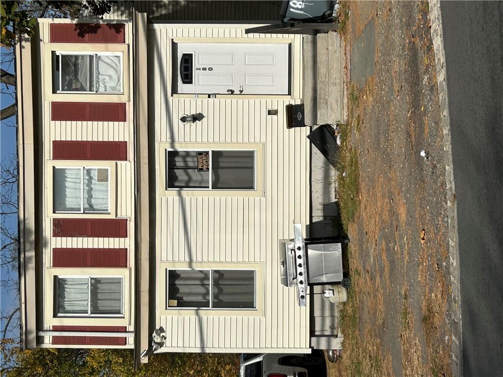 180 Gidney Ave Property Photo 1