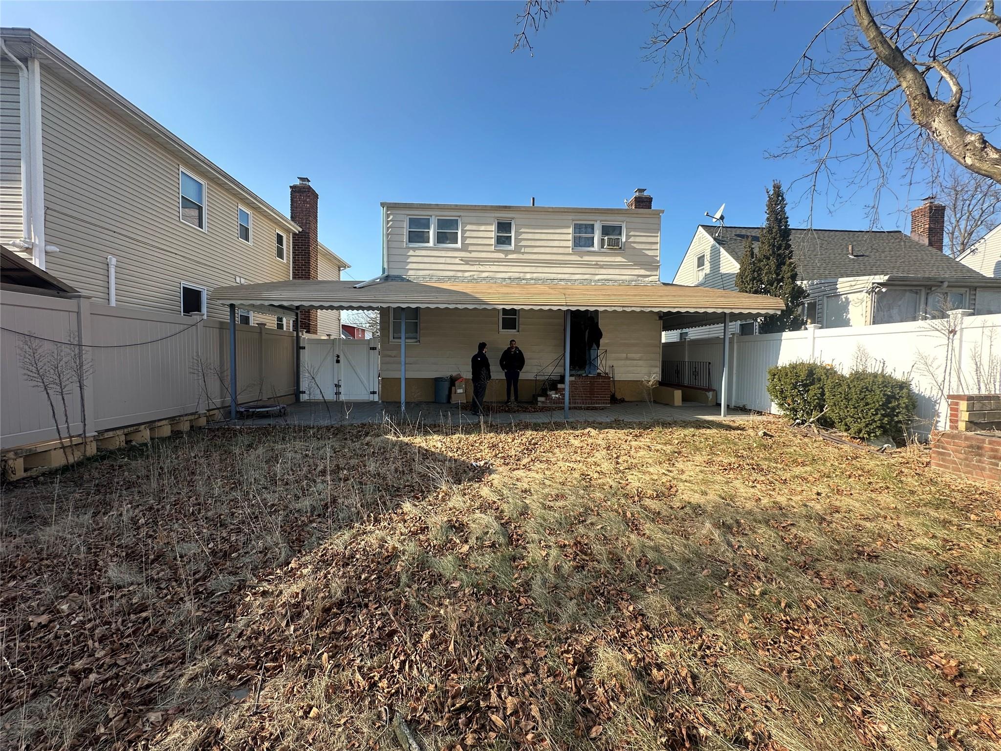 136-11 220th Place Property Photo 10