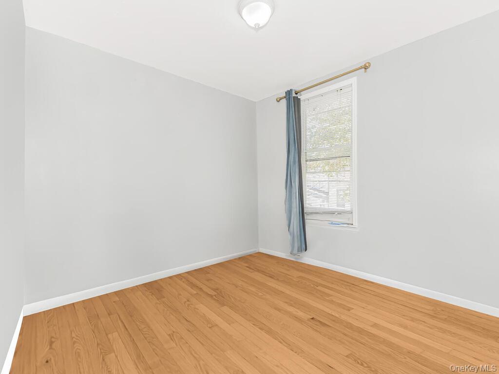 1151 Saint Lawrence Avenue Property Photo 9
