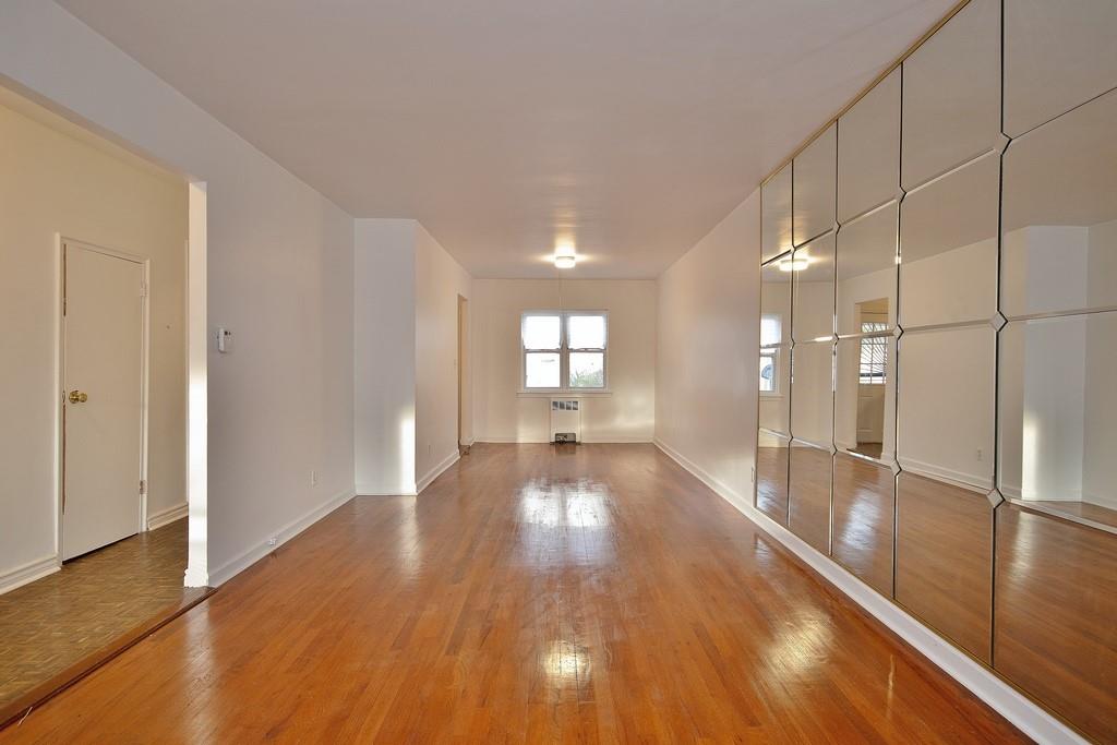 4069 Paulding Avenue Property Photo 5