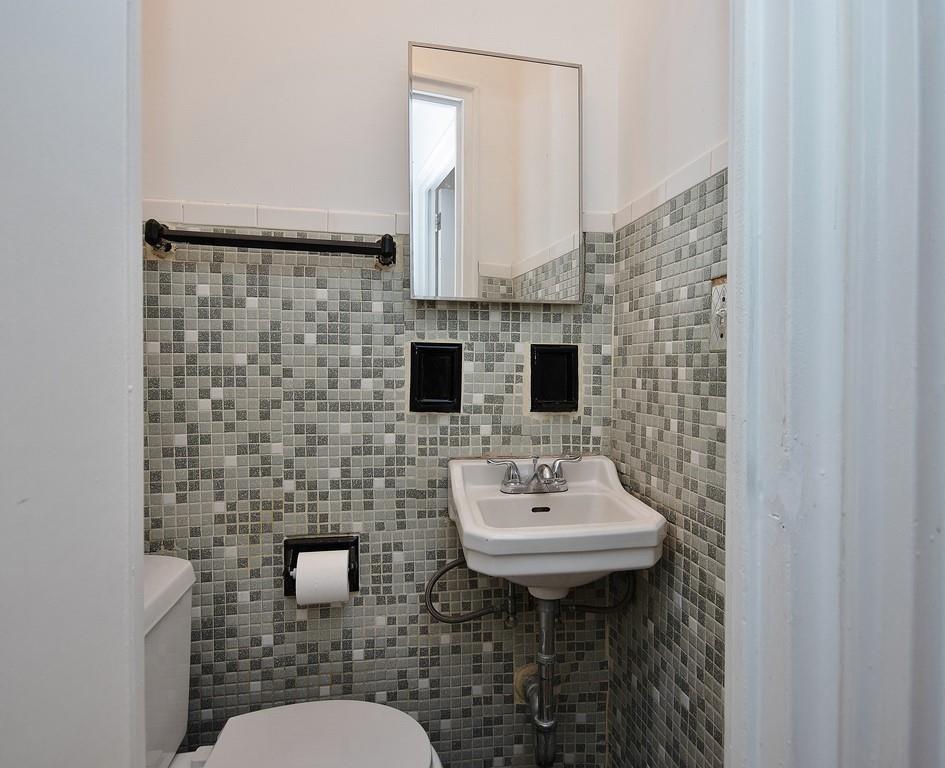4069 Paulding Avenue Property Photo 10