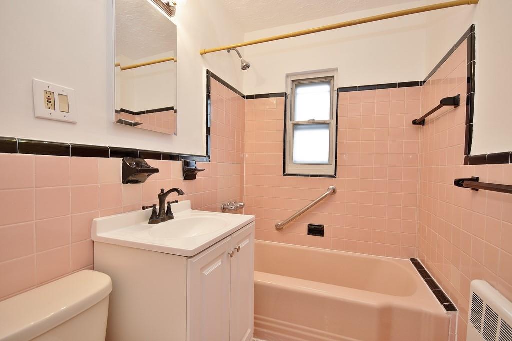 4069 Paulding Avenue Property Photo 14
