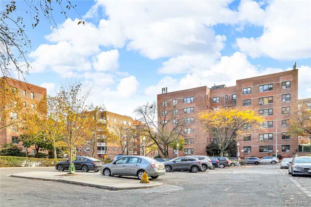 3935 Blackstone Avenue 5k Property Photo 19