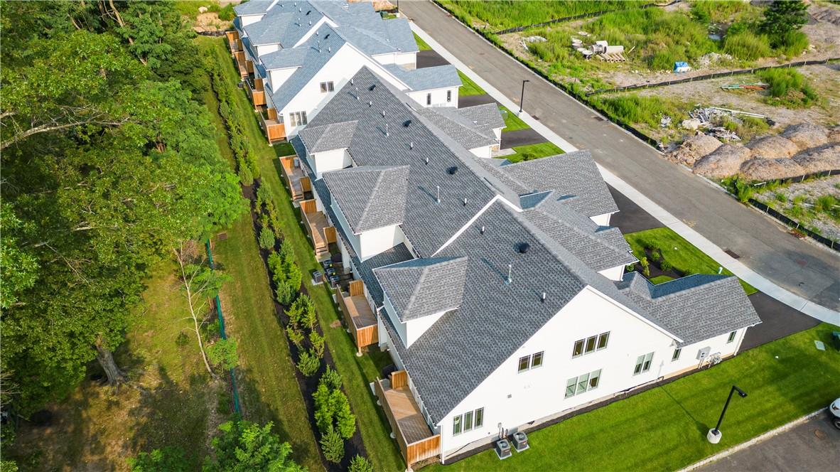 16 Dessau Circle Property Photo 10
