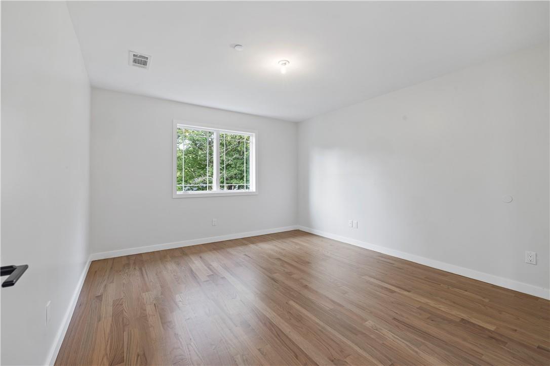 16 Dessau Circle Property Photo 28