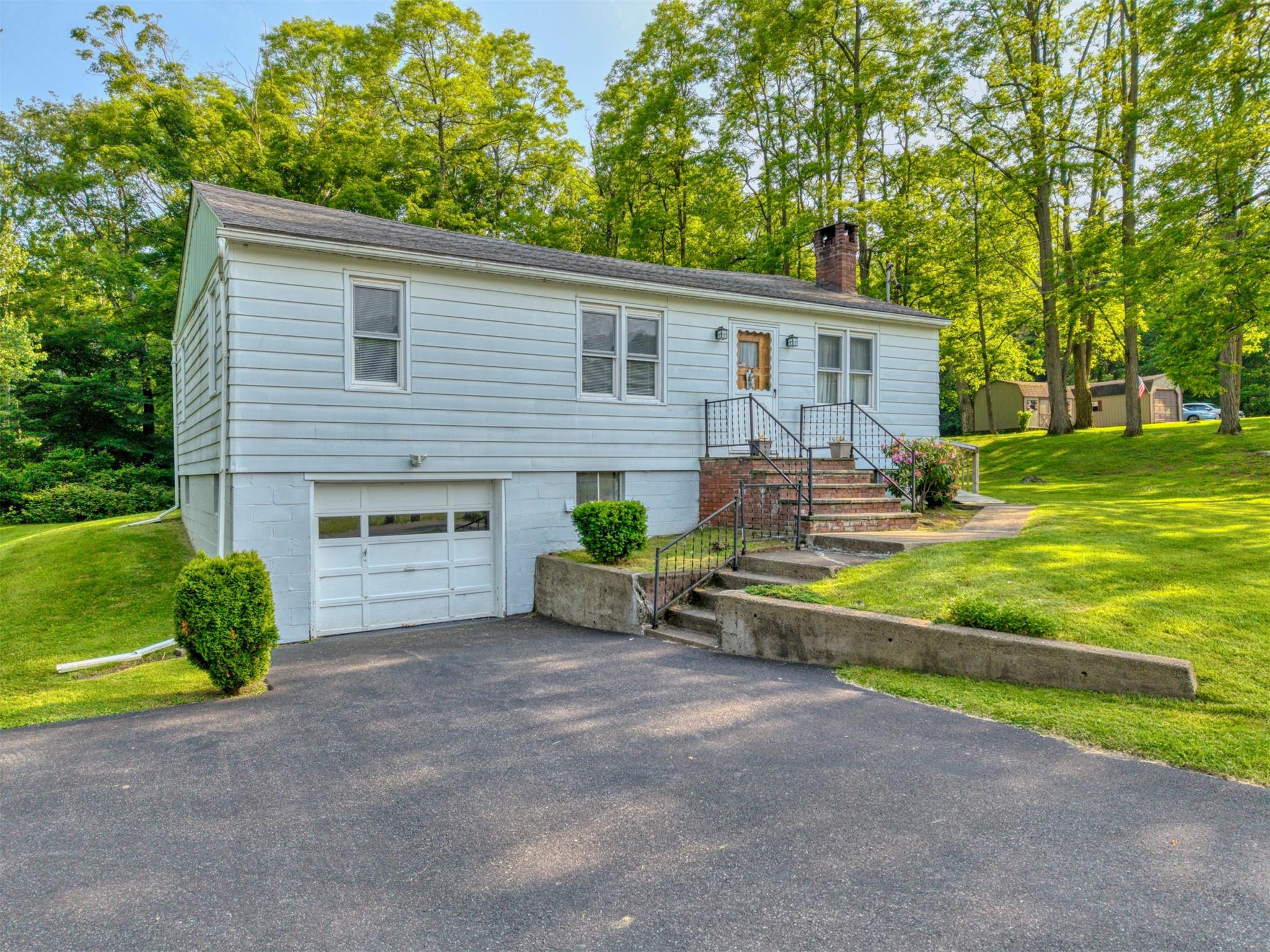 300 Union Center Road Property Photo 28