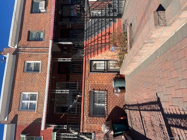 3613 Paulding Avenue Property Photo 9