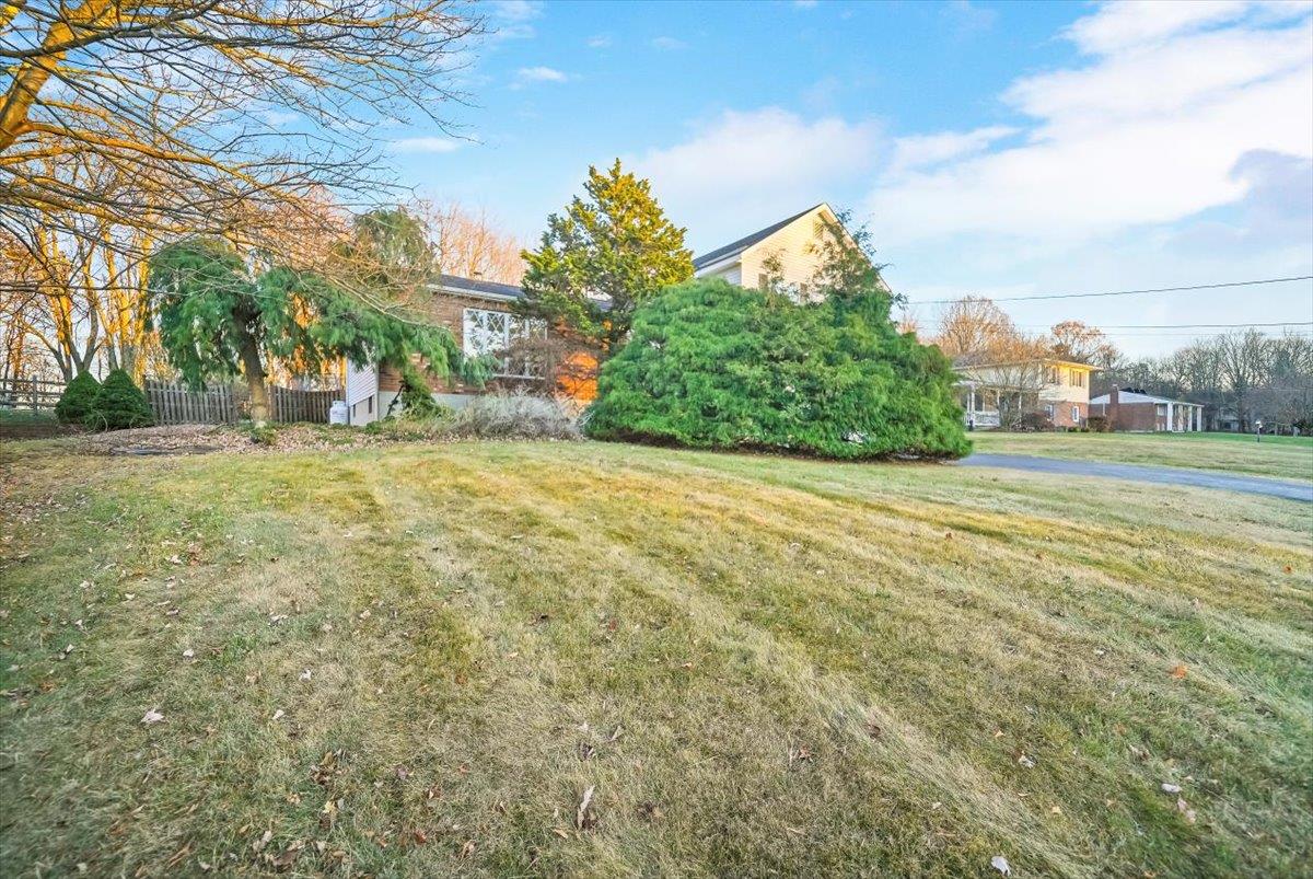 35 Depalma Drive Property Photo 2