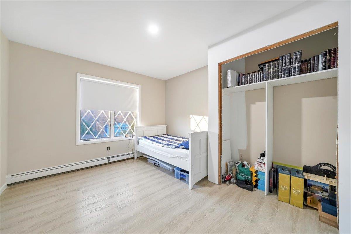 35 Depalma Drive Property Photo 17