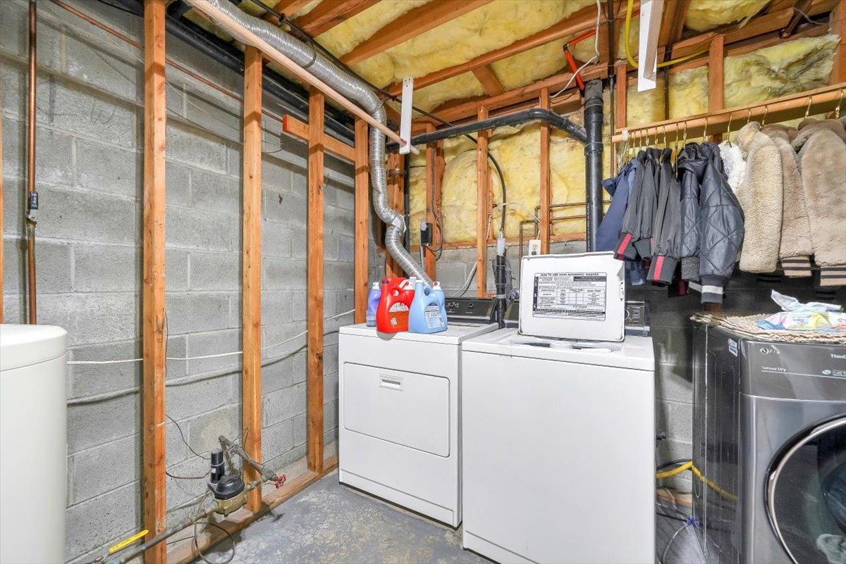 35 Depalma Drive Property Photo 23