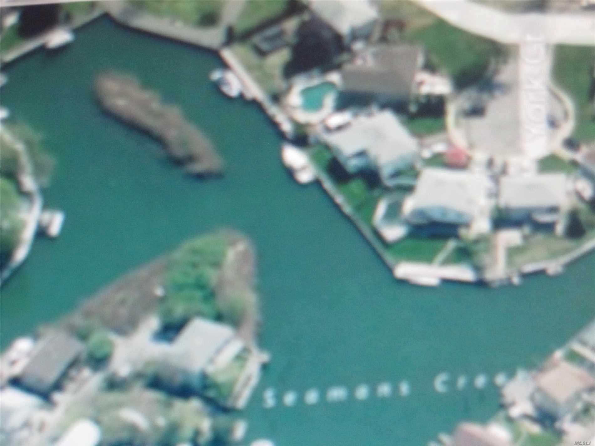 Island Place Property Photo 1
