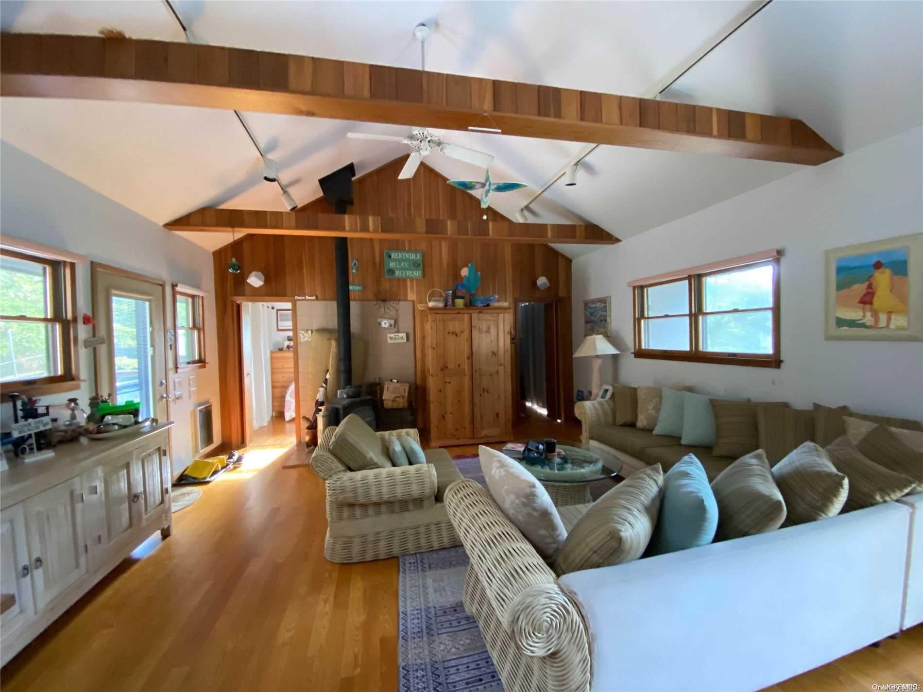 373 Dehnhoff Walk Property Photo 3