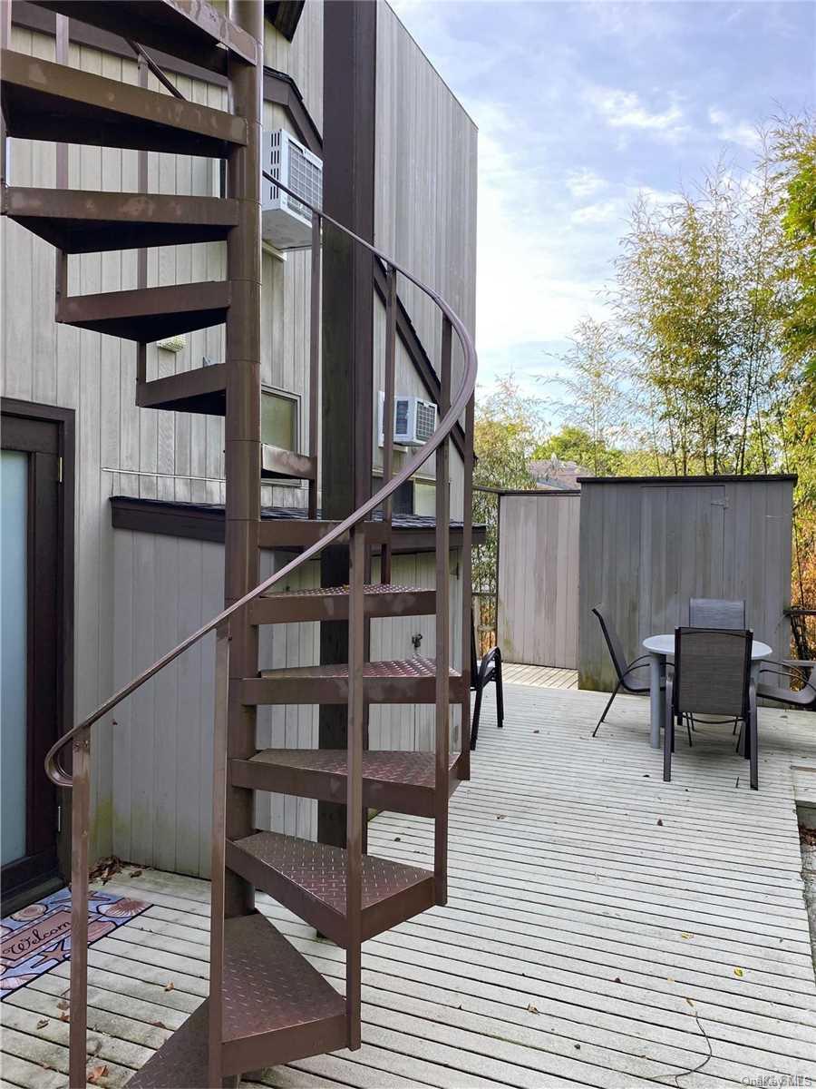 373 Dehnhoff Walk Property Photo 16
