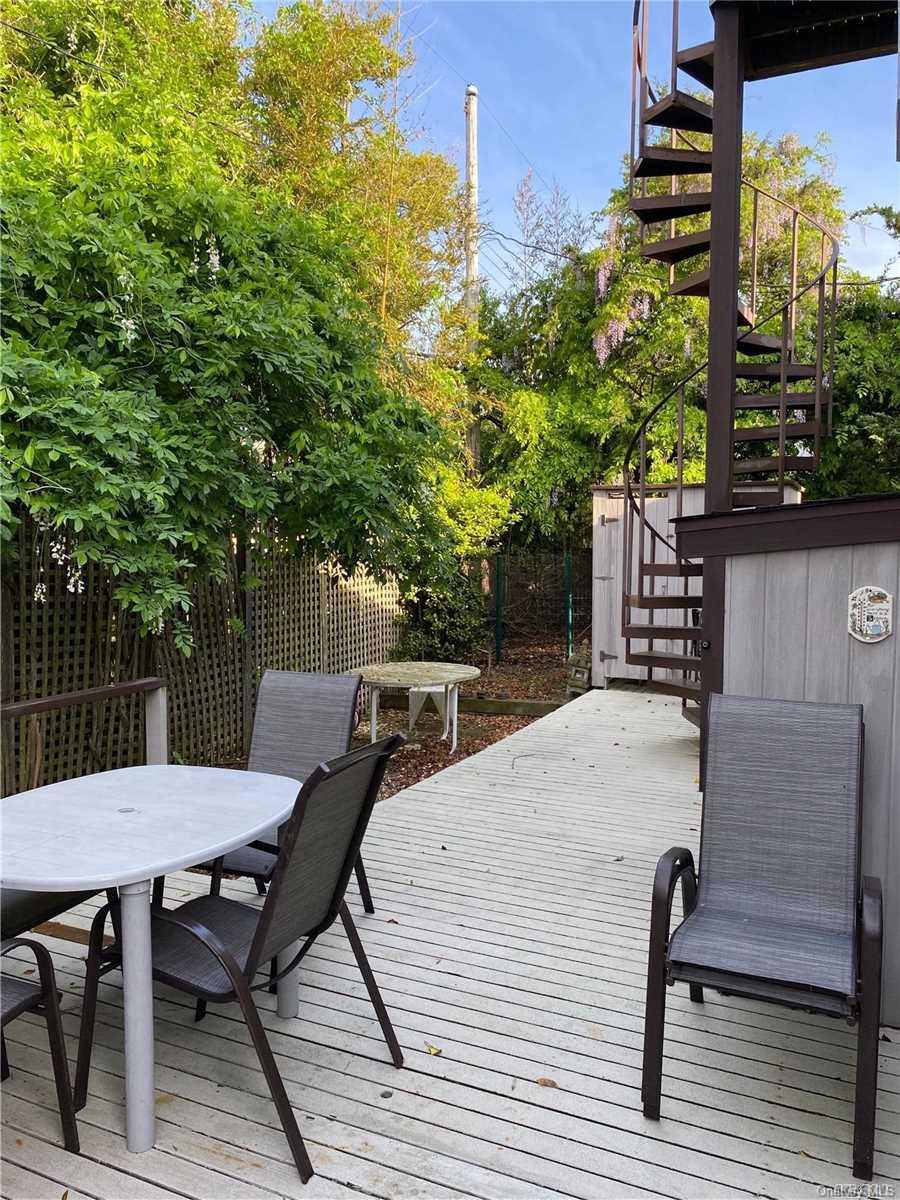 373 Dehnhoff Walk Property Photo 17