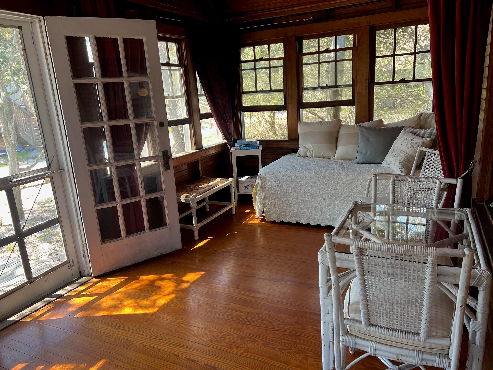 97 Bungalow Property Photo 3