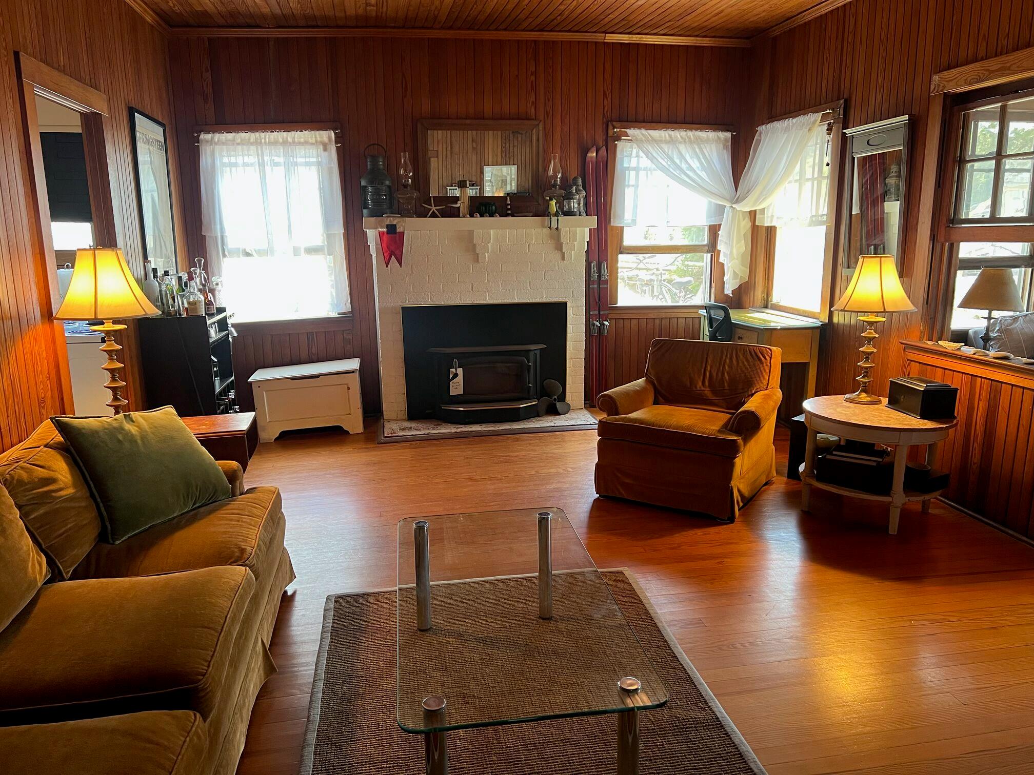 97 Bungalow Property Photo 5