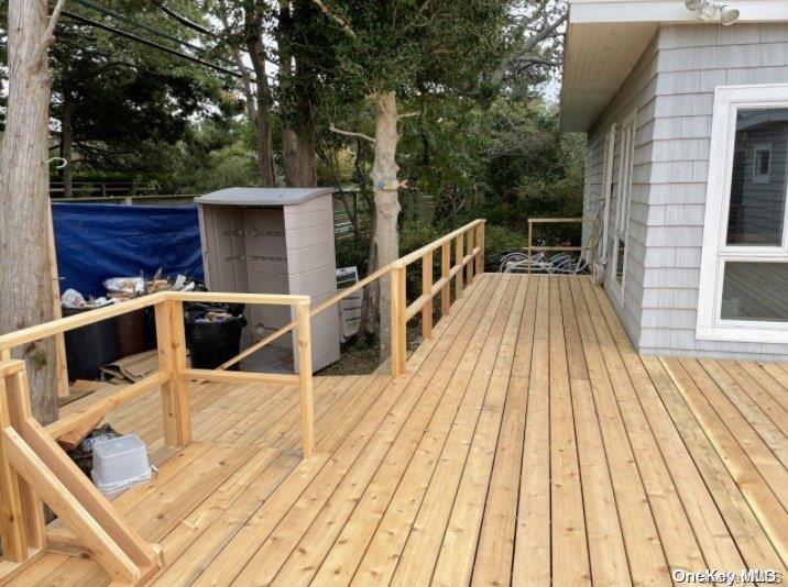 63 Thompson Property Photo 13