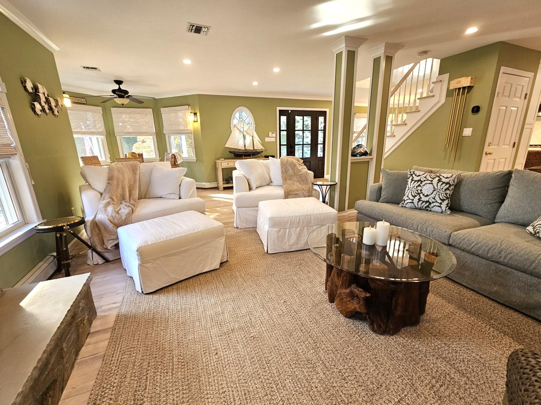 1275 The Esplanade Property Photo 19
