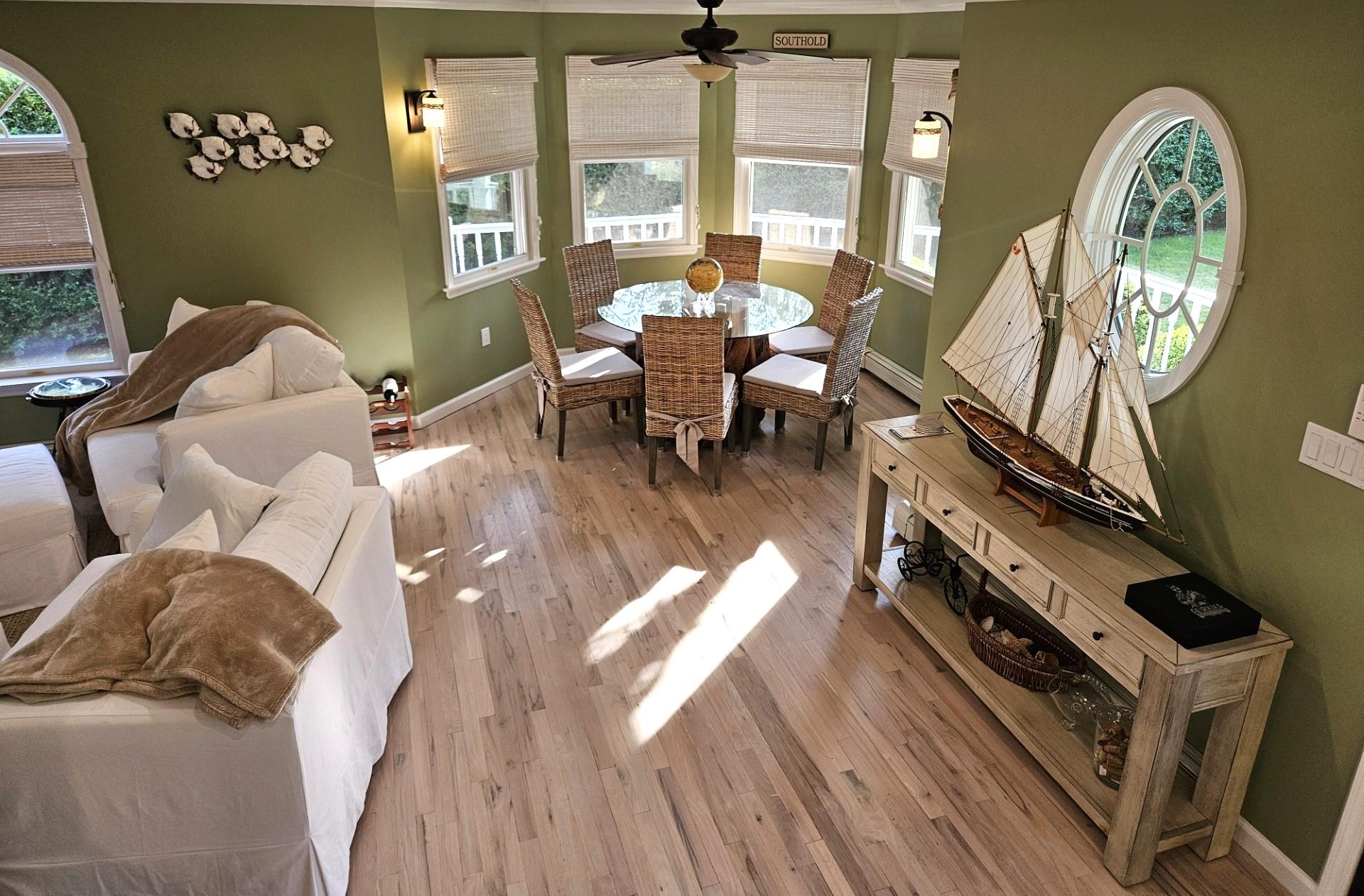 1275 The Esplanade Property Photo 21