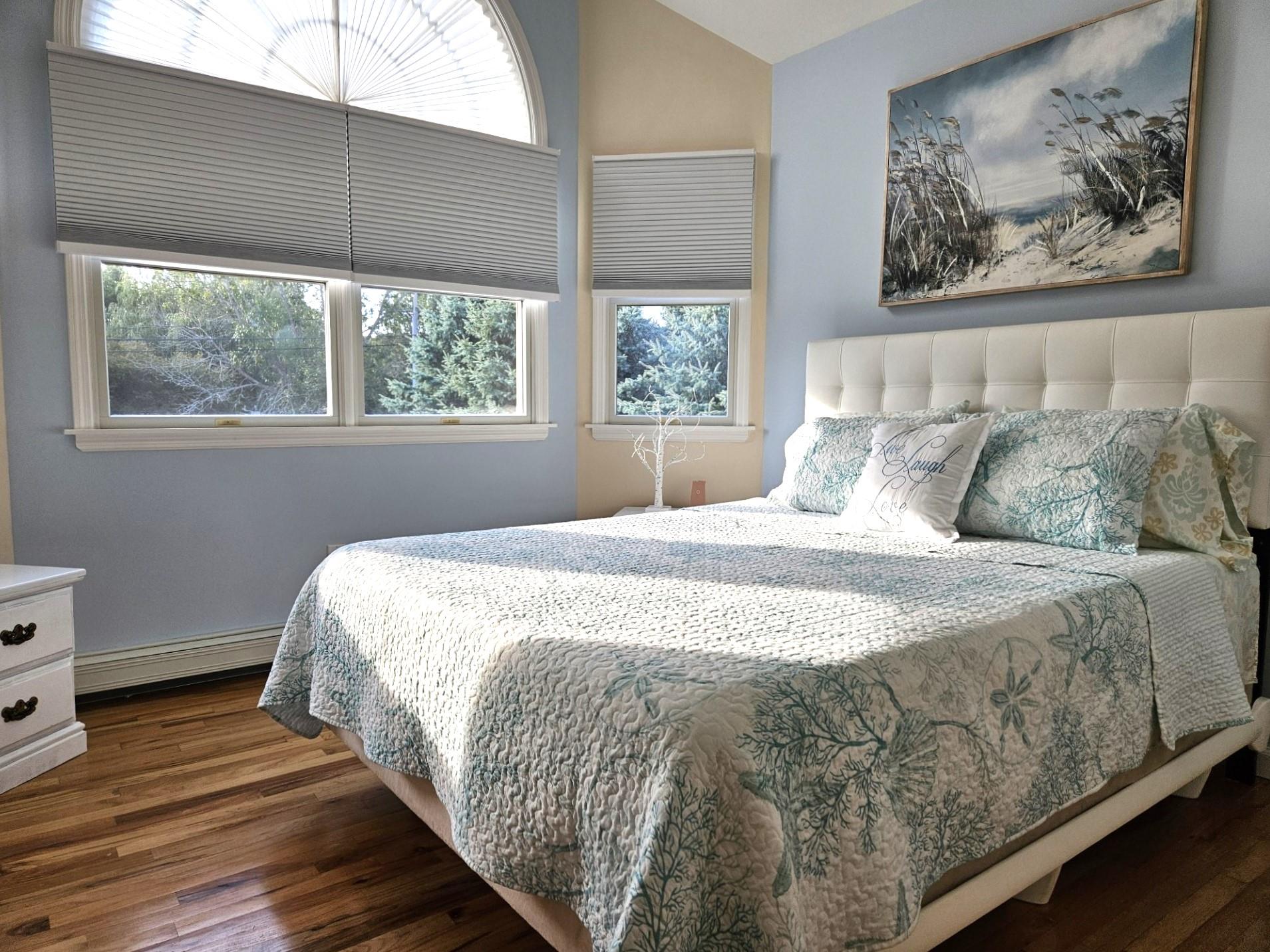 1275 The Esplanade Property Photo 35