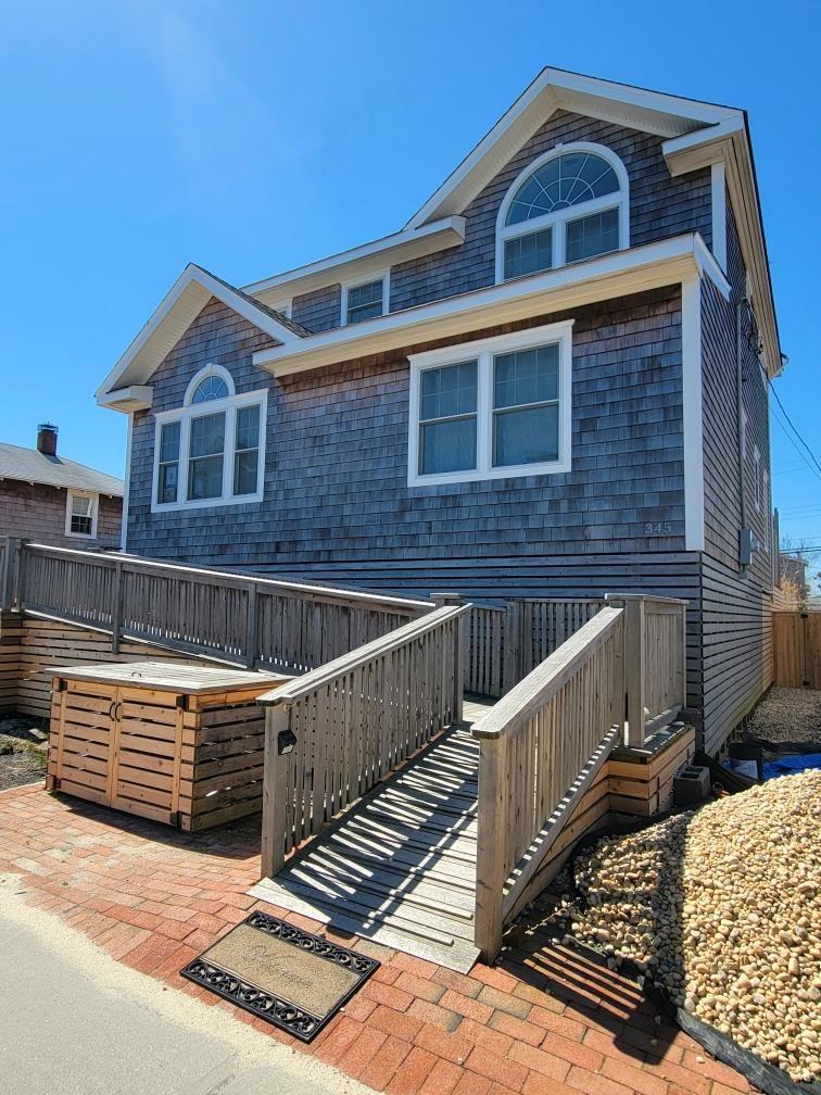345 Dehnhoff Walk Property Photo 12