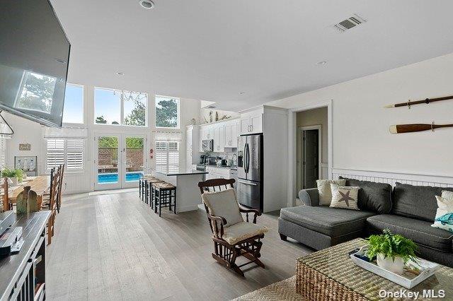 674 Ocean Breeze Property Photo 17