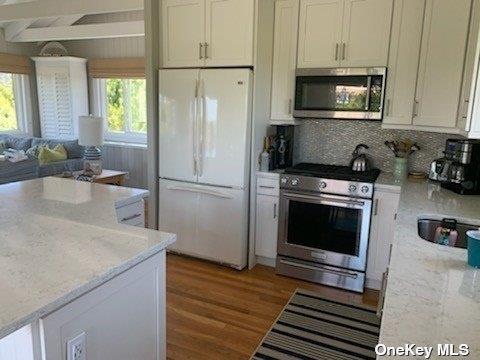 39 Midway Walk Property Photo 8