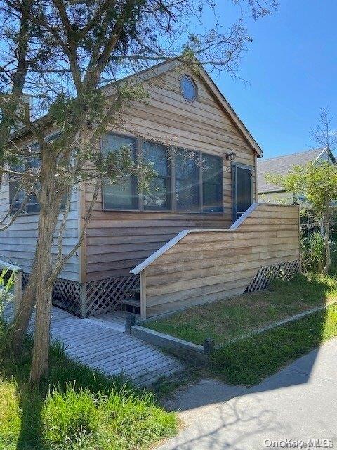 295 Cottage Walk Property Photo 1