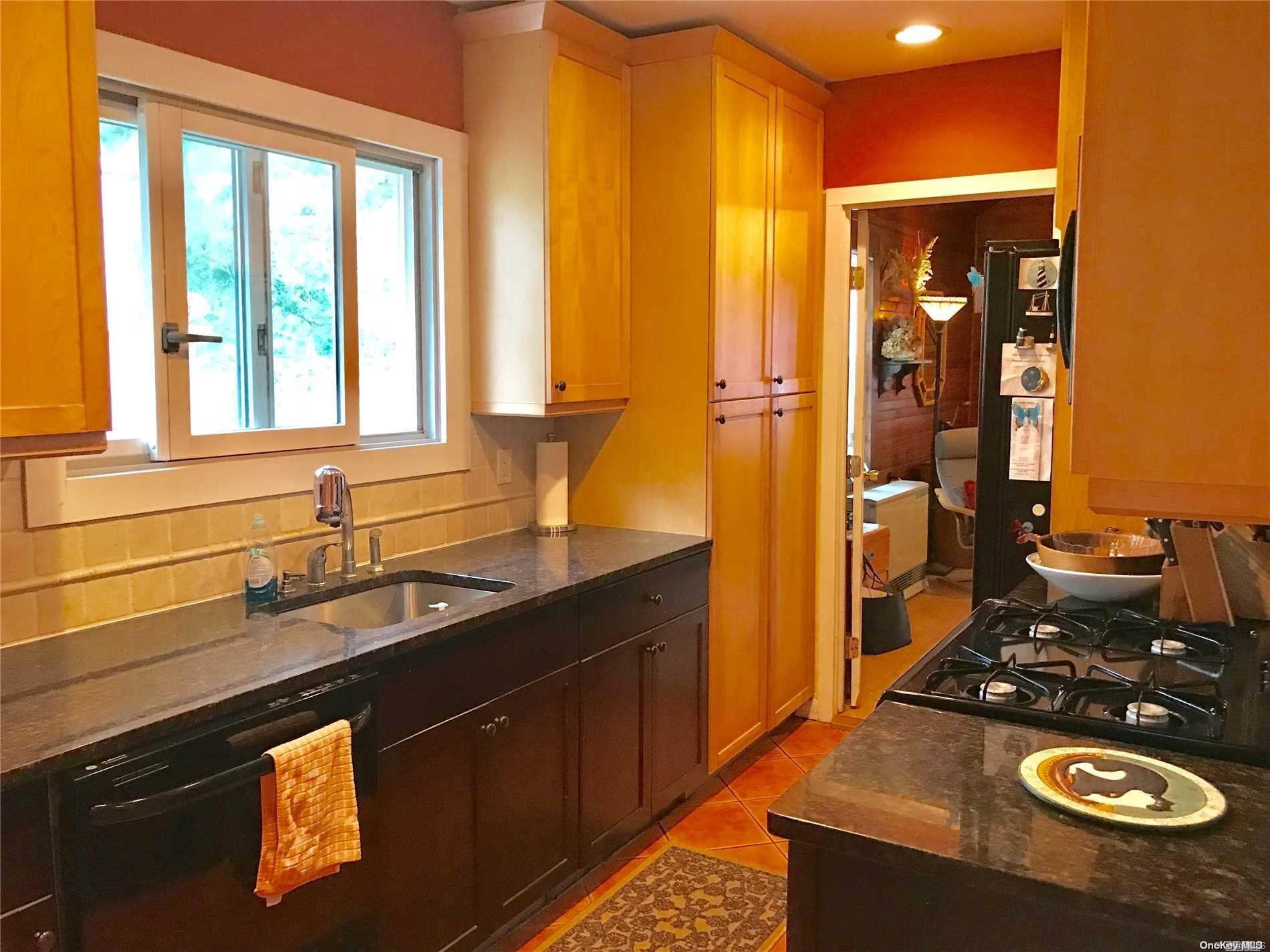 515 Bayberry Walk Property Photo 3