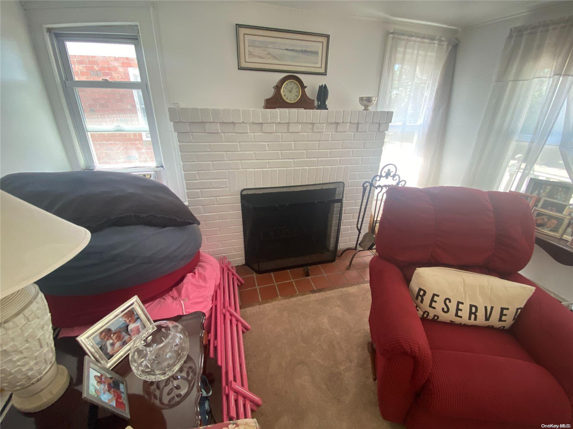 68 S Parkside Drive Property Photo 9