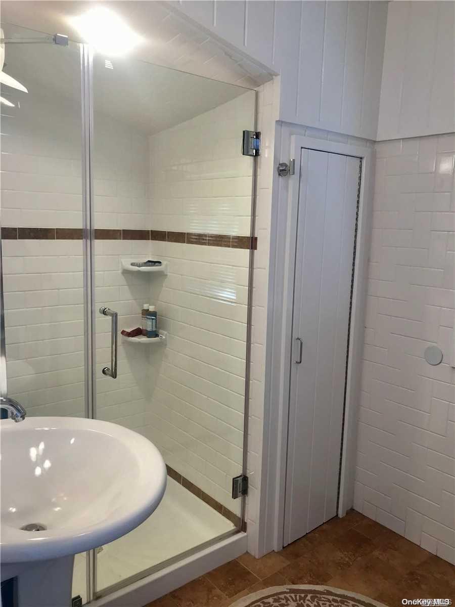 833 Evergreen Walk Property Photo 11