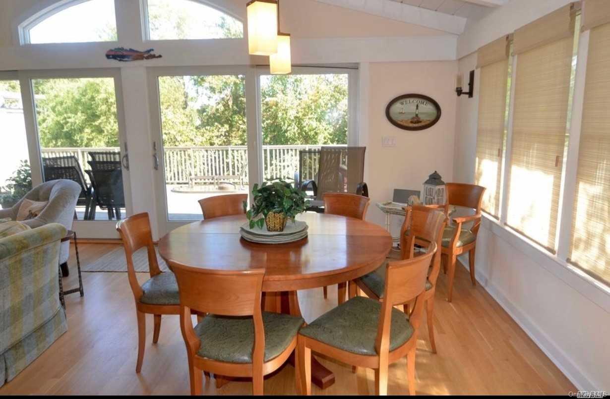 207 Wilmot Road Property Photo 9