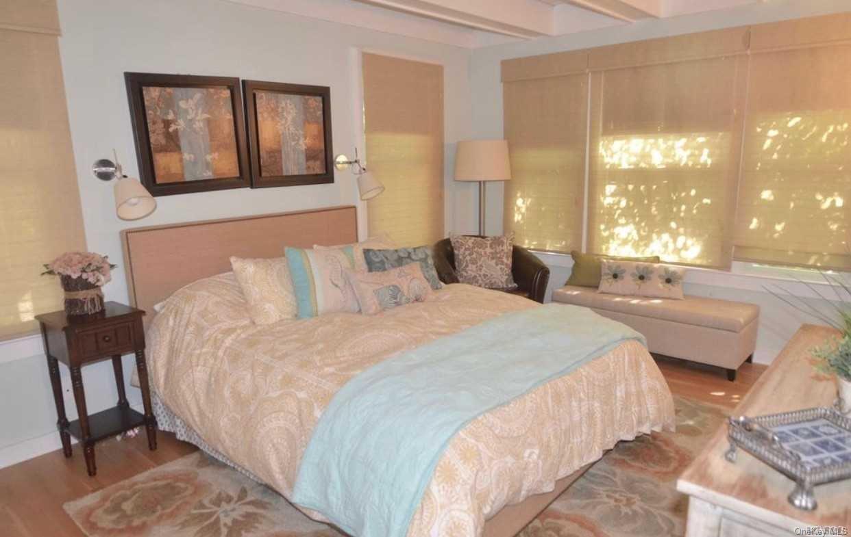 207 Wilmot Road Property Photo 11