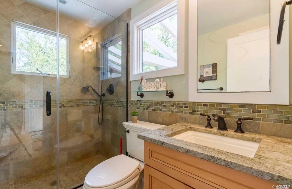 207 Wilmot Road Property Photo 18