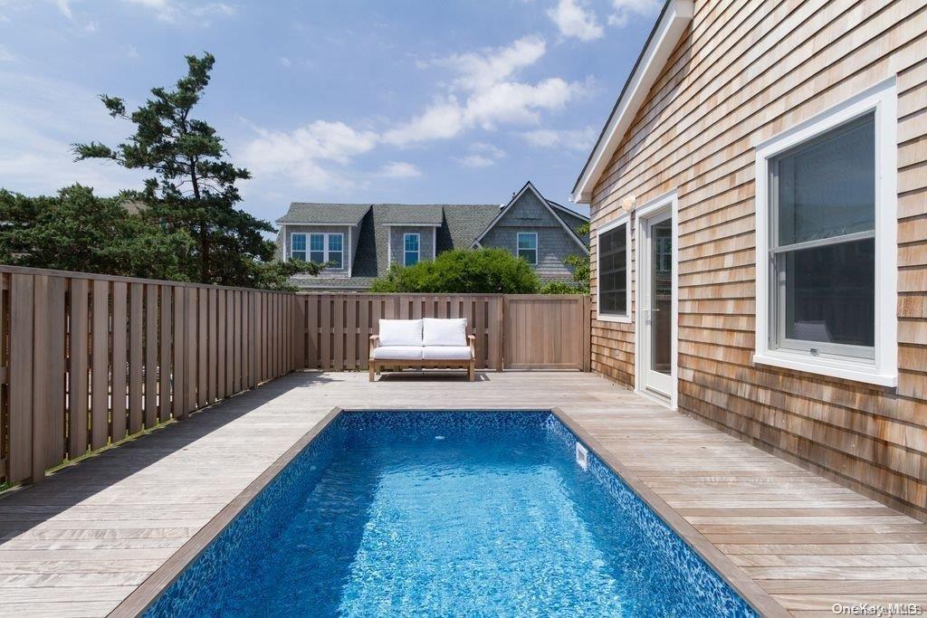 109 Bungalow Walk Property Photo 20