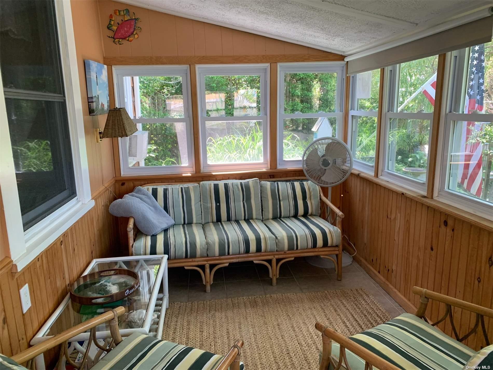 120 Bungalow Walk Property Photo 9