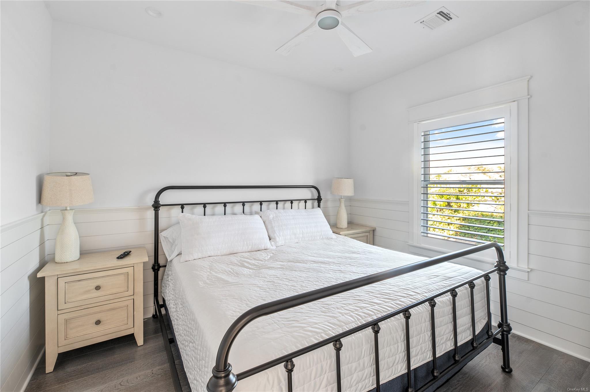 335 Surf Road Property Photo 5
