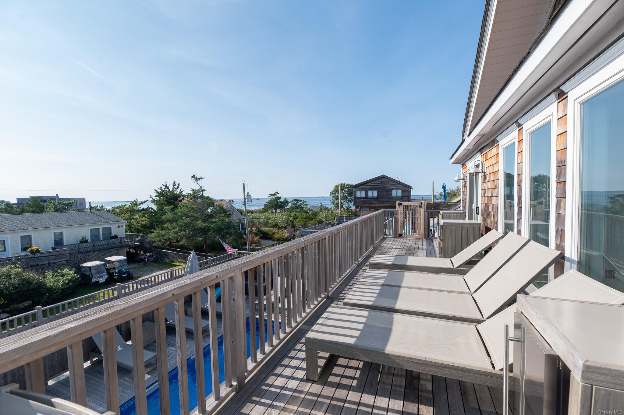 335 Surf Road Property Photo 12