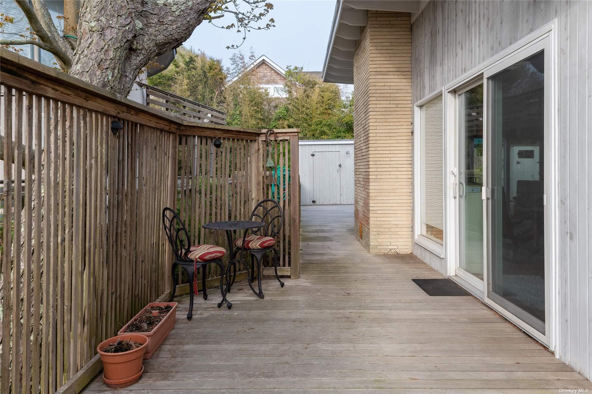 581 Bayberry Walk Property Photo 16