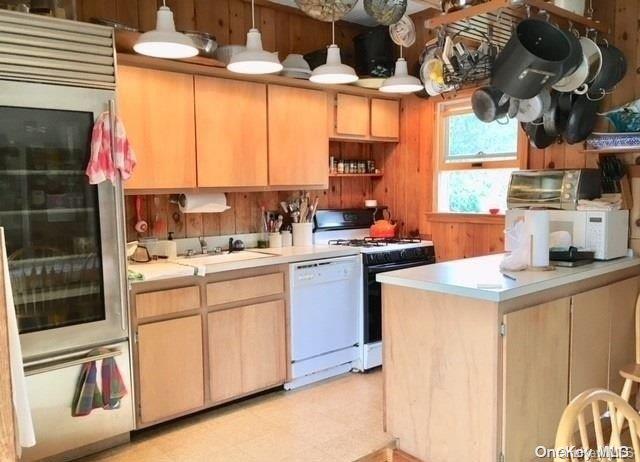 866 Evergreen Walk Property Photo 2