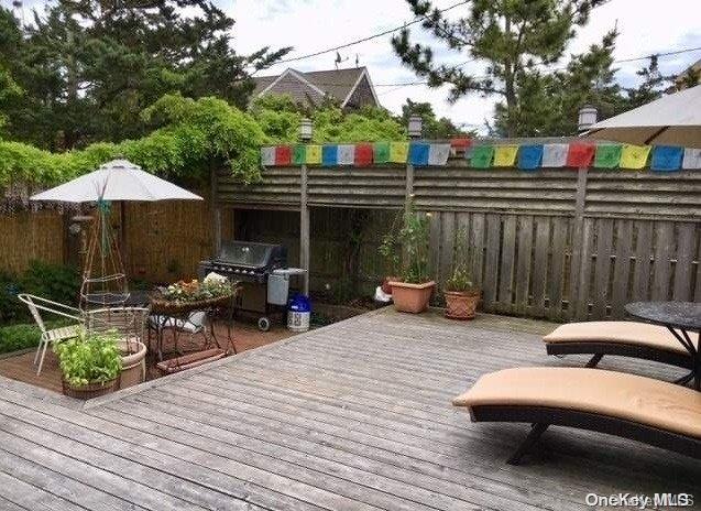 866 Evergreen Walk Property Photo 9