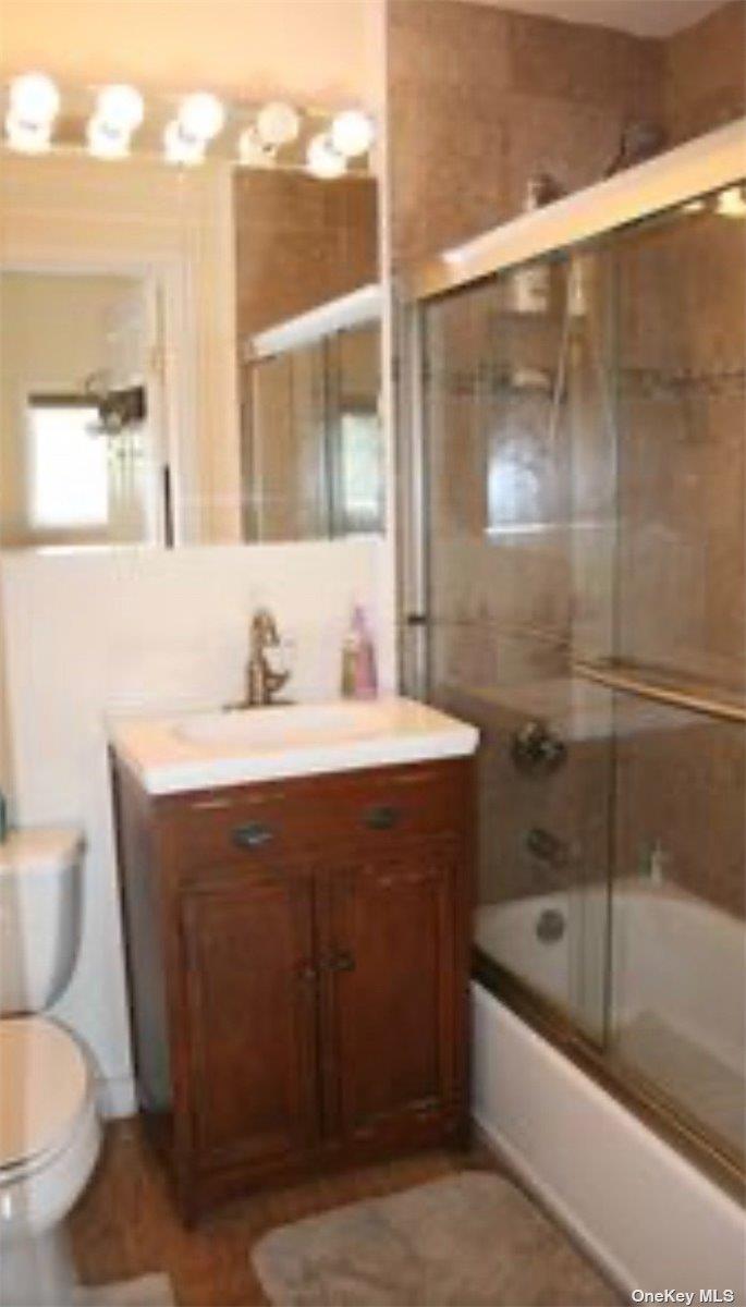 201 Cottage Walk Property Photo 13