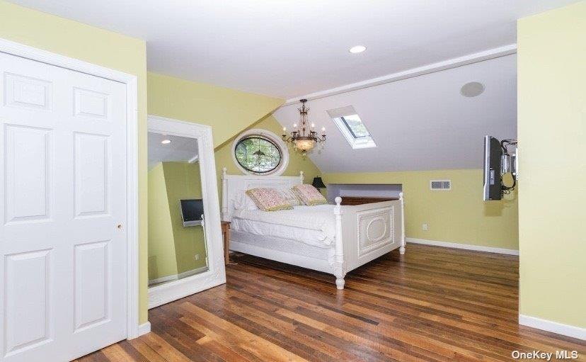 748 Ocean Breeze Walk Property Photo 10