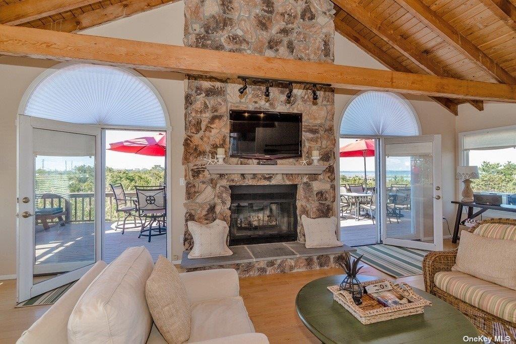 12 Sea Breeze Walk Property Photo 4