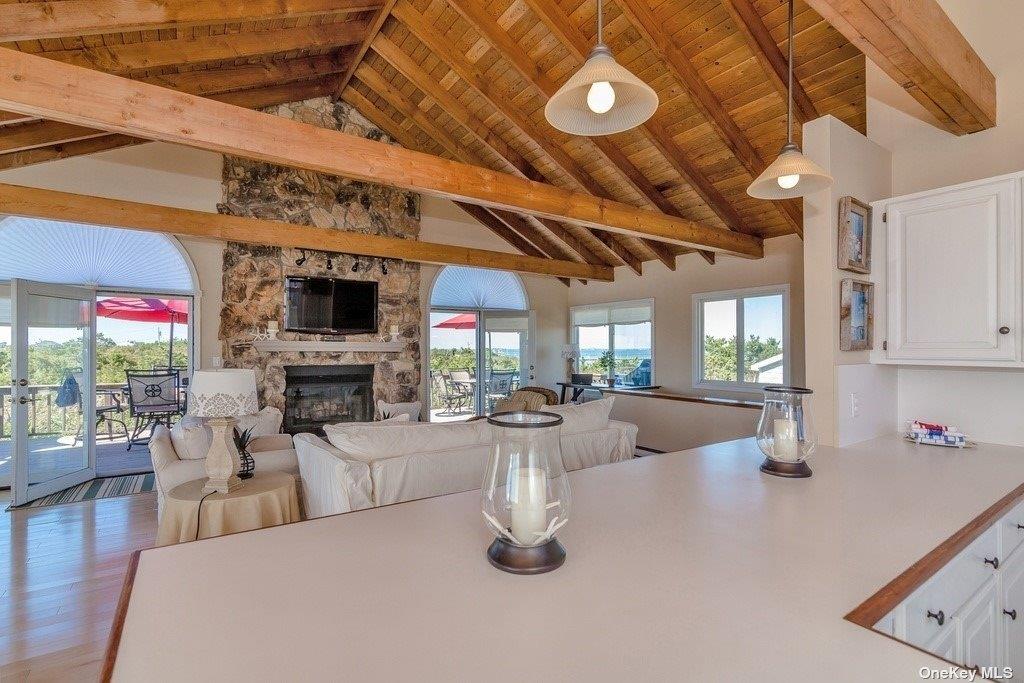 12 Sea Breeze Walk Property Photo 5