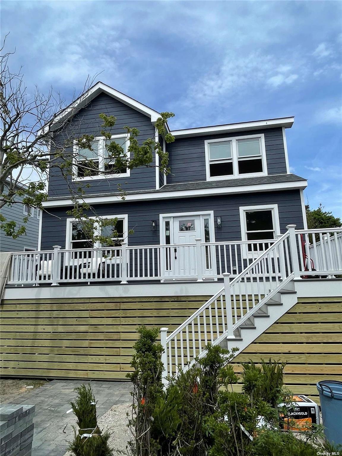570 Bayberry Walk Property Photo 1