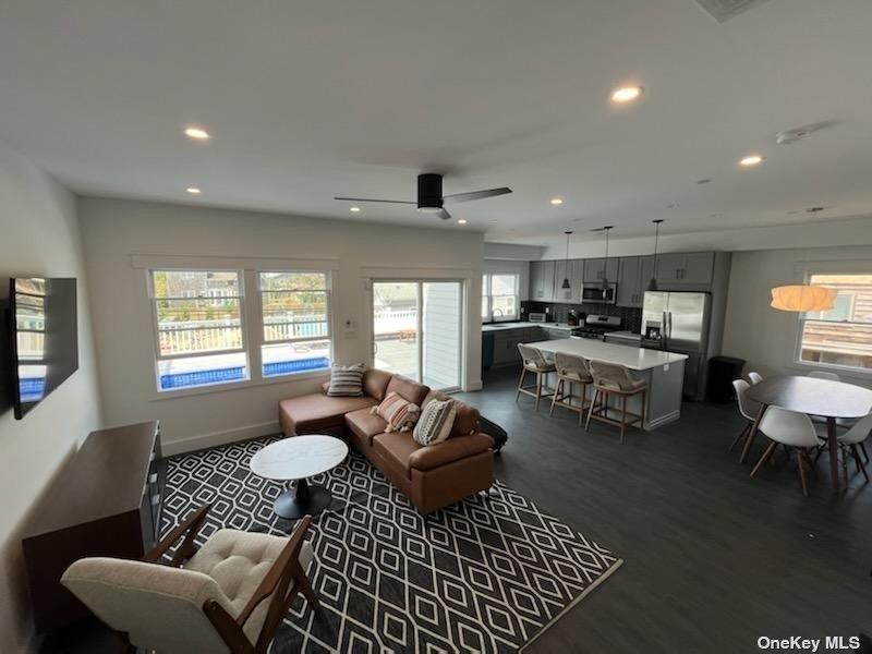 334 Dehnhoff Property Photo 2