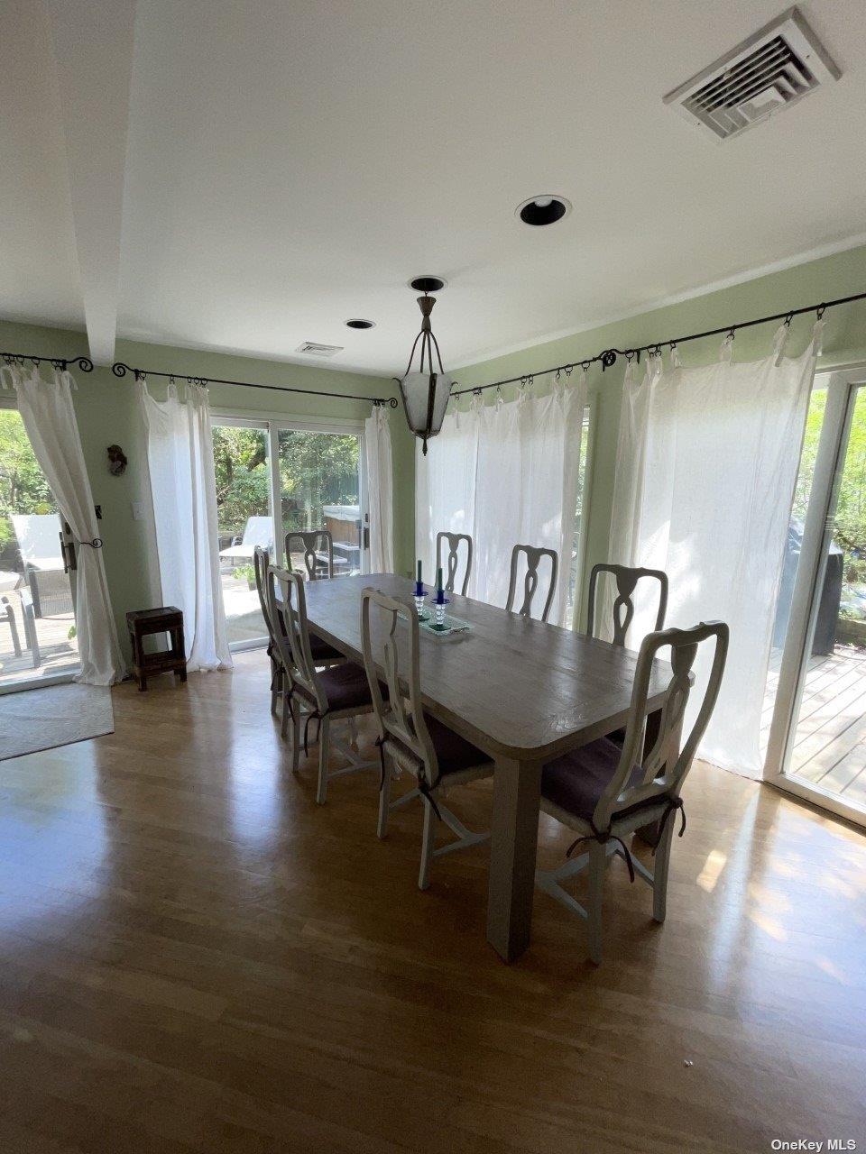 275 Wilmot Road Property Photo 4