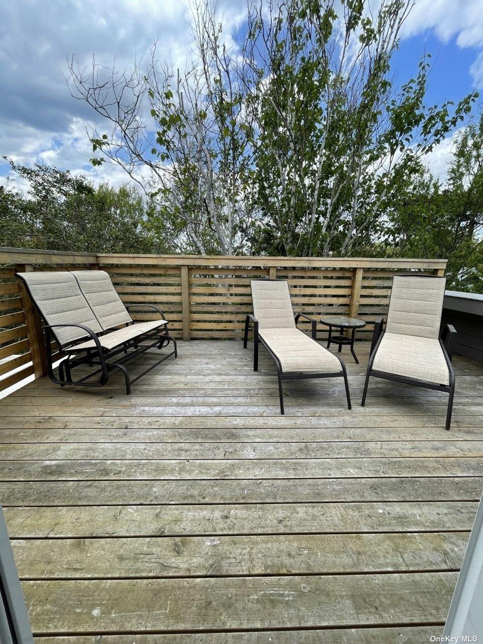 275 Wilmot Road Property Photo 13